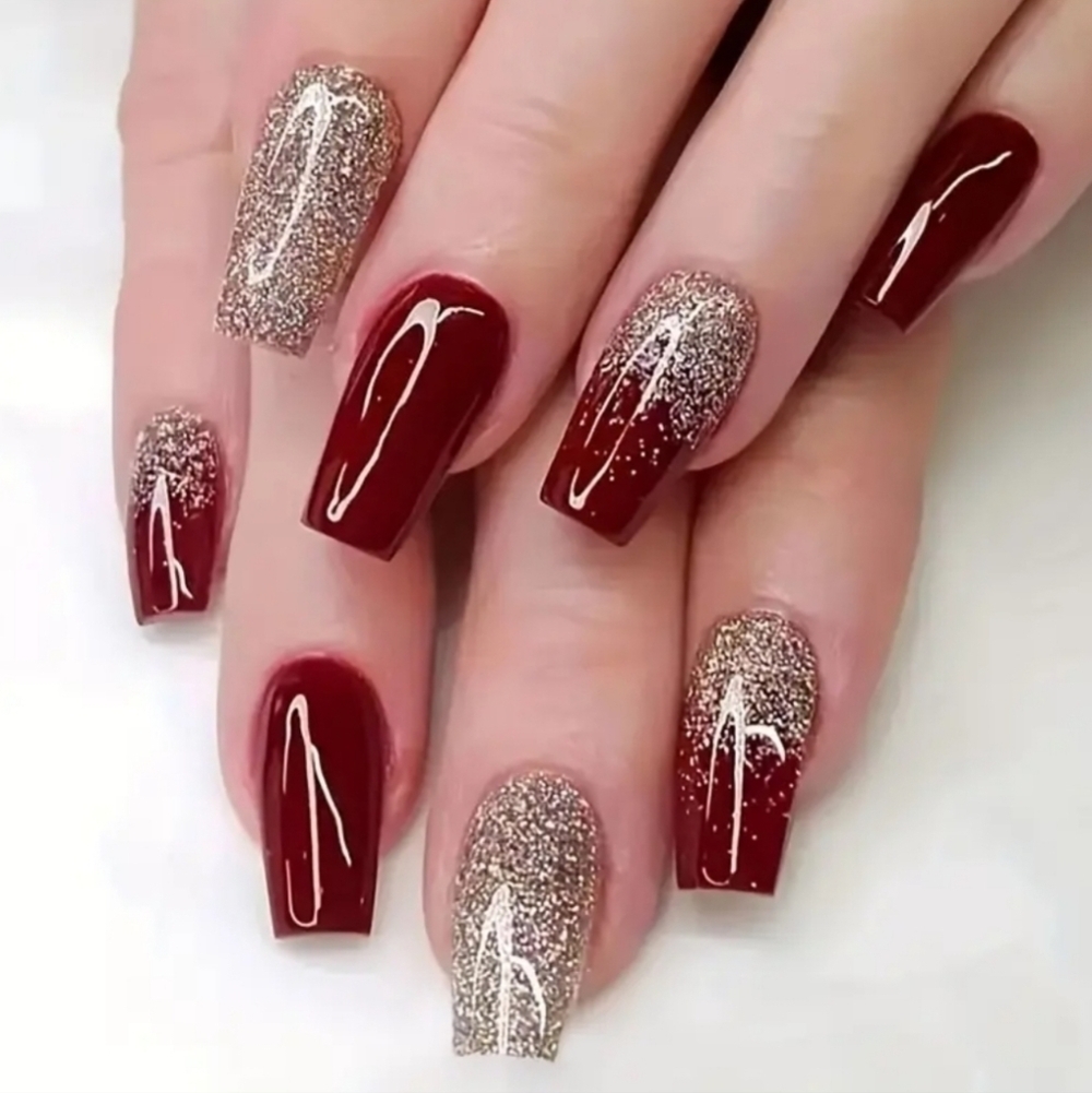 24 Pieces press on nails